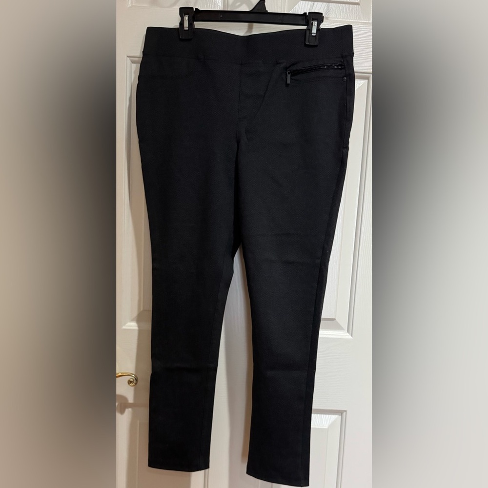 NWOT DKNY Pull on Black Slim Fit Pants Size L - Picture 2 of 7